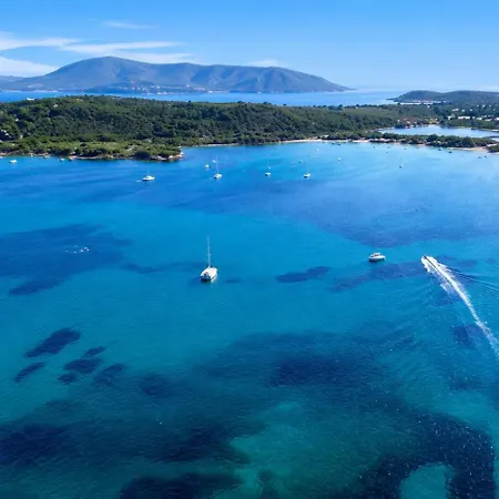 Camping Mobil Neuf 35m2 Clim Fibre Tv 3 A 2 Min 6 Personnes Porto-Vecchio (Corsica)